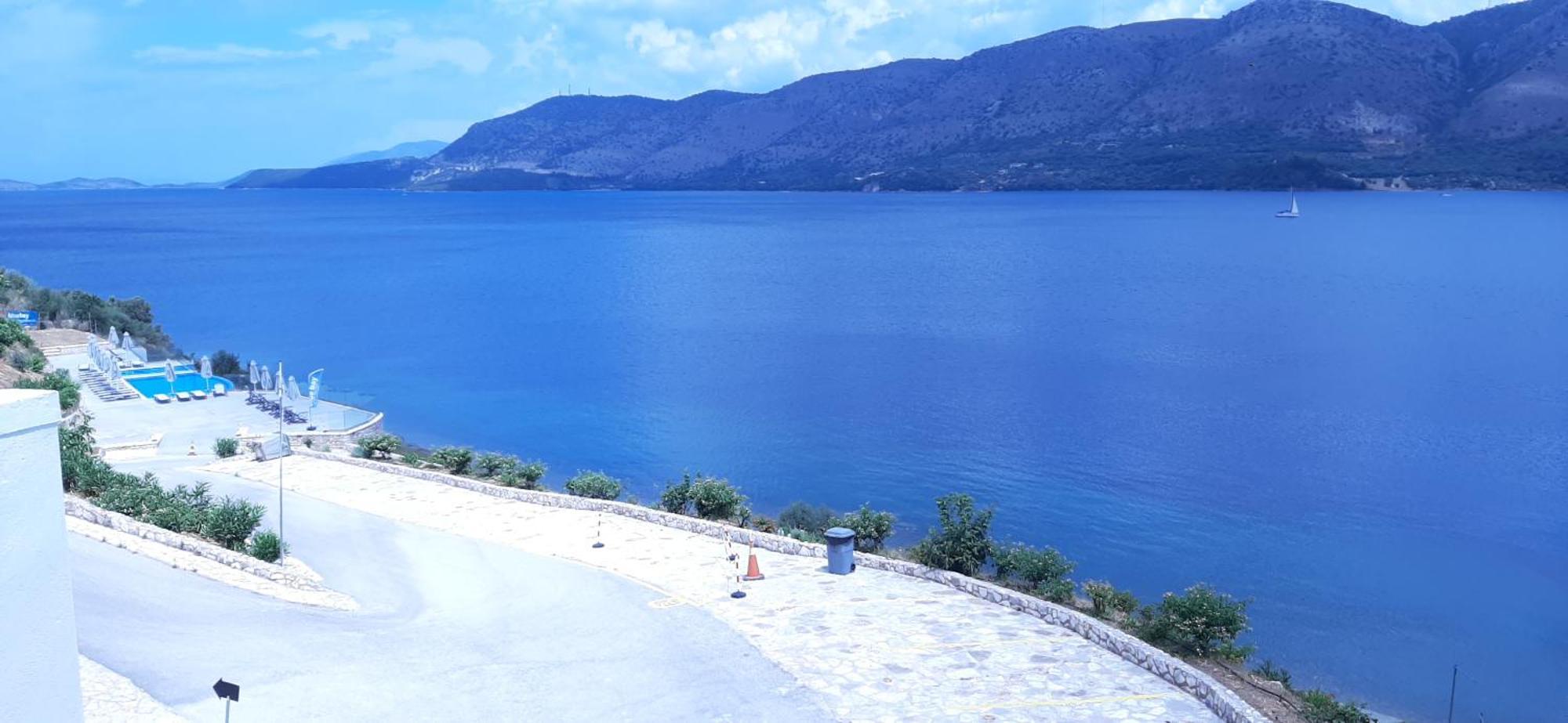 Blue Bay Apartments Sivota  Bilik gambar