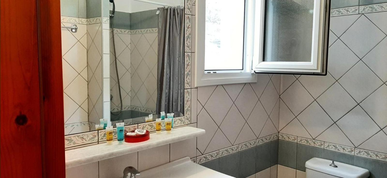 Blue Bay Apartments Sivota  Bilik gambar
