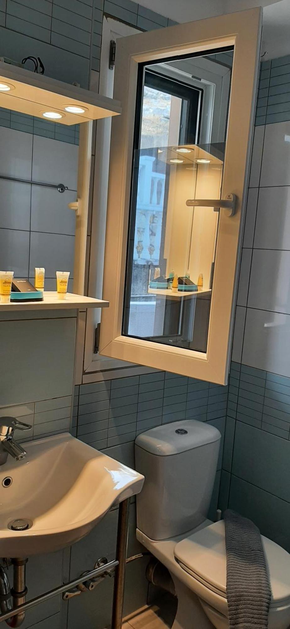Blue Bay Apartments Sivota  Bilik gambar